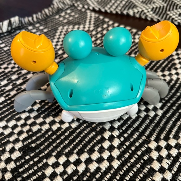 Crawling Crab Baby Toddler Toy - NWOT - Picture 3 of 6